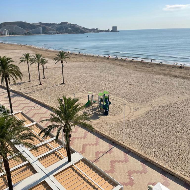 Primera línea en Cullera con piscina. Inmejorables vistas - Three-Bedroom Apartment - 33