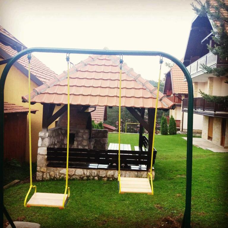 Tara Apartmani Malešević - 2 - Studio apartman sa 1 bračnim krevetom - 14