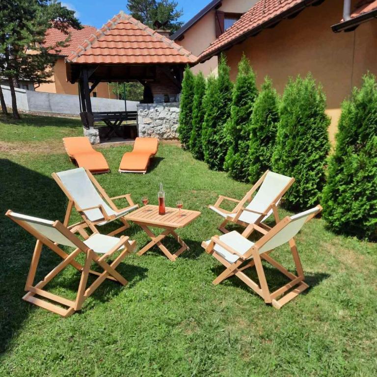 Tara Apartmani Malešević - 2 - Studio apartman sa 1 bračnim krevetom - 19