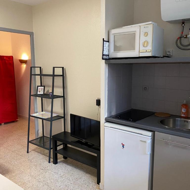 La MAISON D'ANTONIN - Studio Apartment - 8