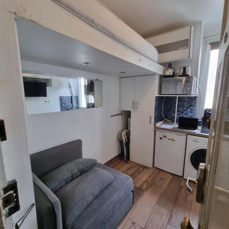 Amazing Studio near Parc des Expositions - Studio avec mezzanine - 9