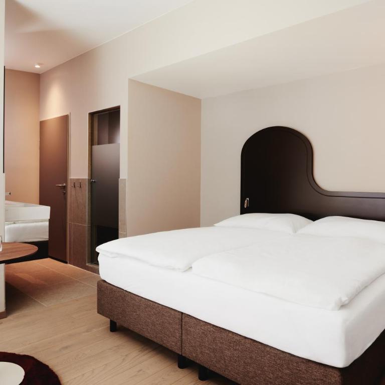 Boutique Hotel das Salz - Urban Hideaway - Erdgeschoss mit Gartenfenster - 4