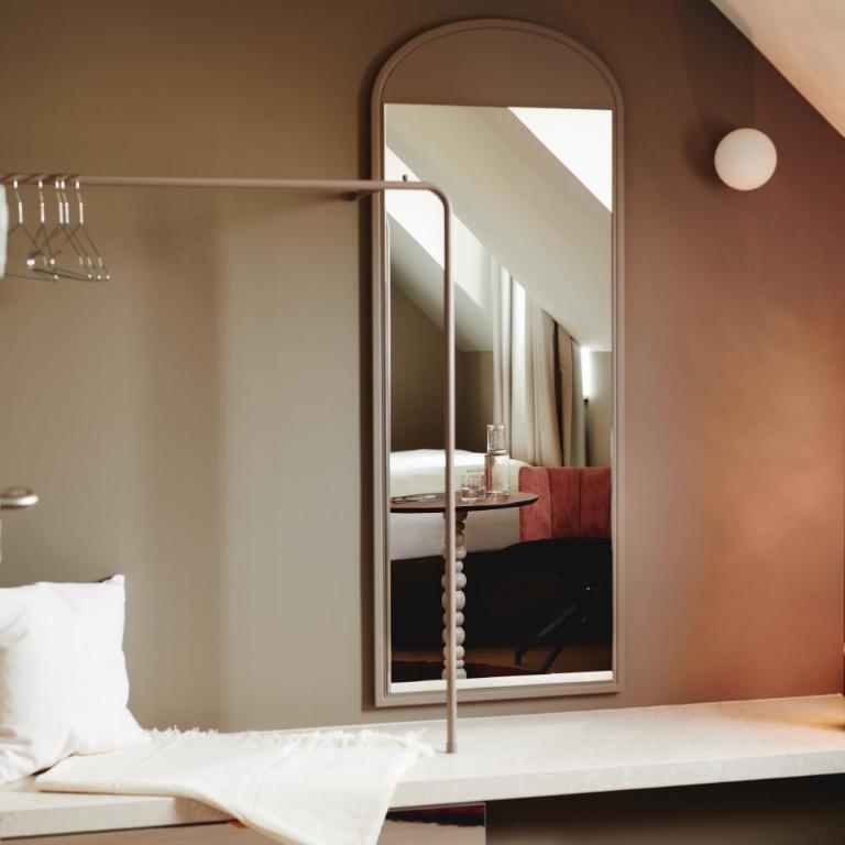 Boutique Hotel das Salz - Putting Green Suite - mit Minigolf und Gartenseite - 6