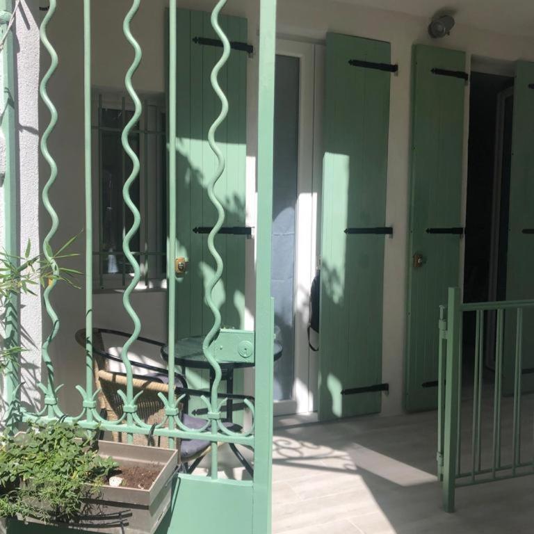 Vieil Antibes, ravissant 2p avec petite terrasse - Appartement 1 Chambre - 1