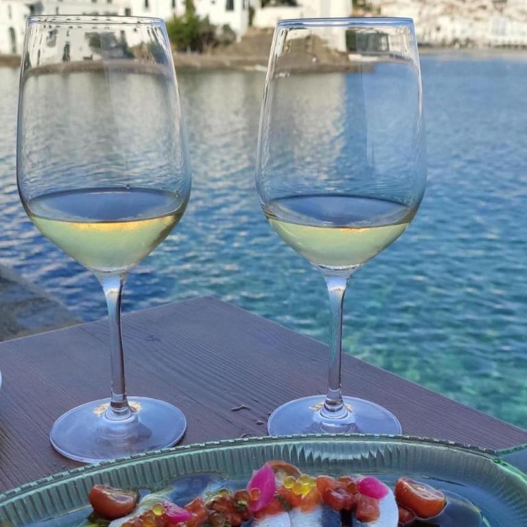 Beachfront Penthouse with Sea Views in CADAQUES - Apartamento de 2 dormitorios - 36