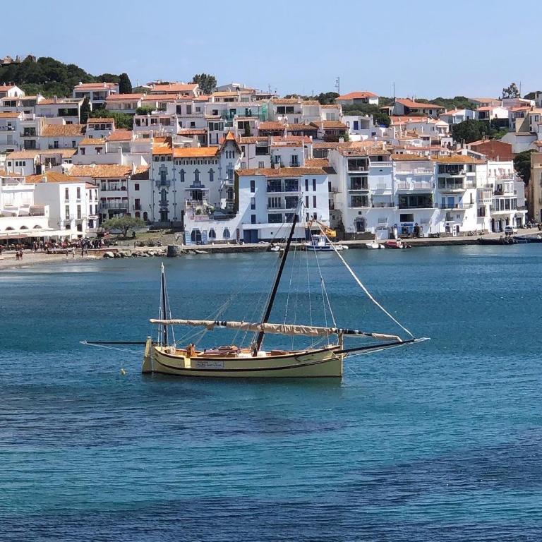 Beachfront Penthouse with Sea Views in CADAQUES - Apartamento de 2 dormitorios - 33