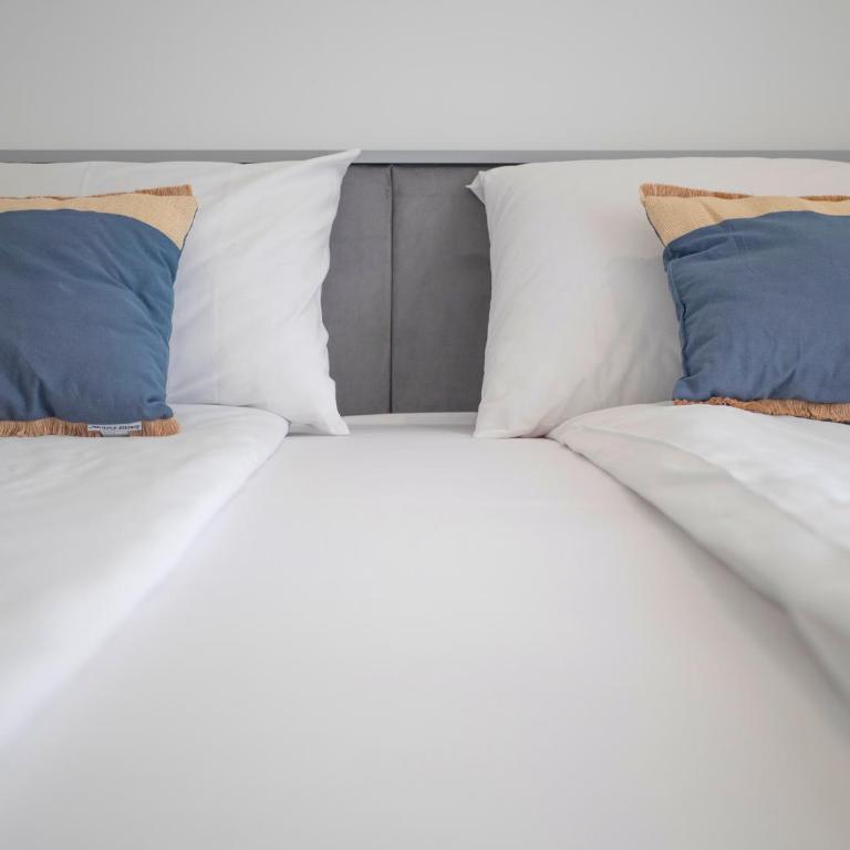 Horizon-One bedroom apartment with pool Jane - One-Bedroom Apartment - 13