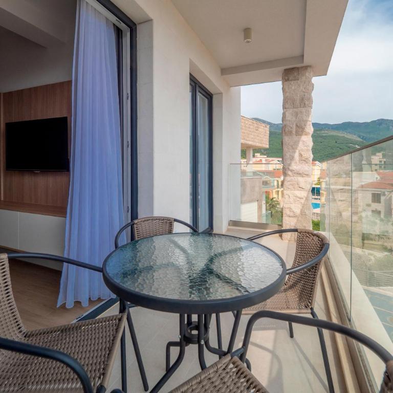 Horizon-One bedroom apartment with pool Jane - One-Bedroom Apartment - 30