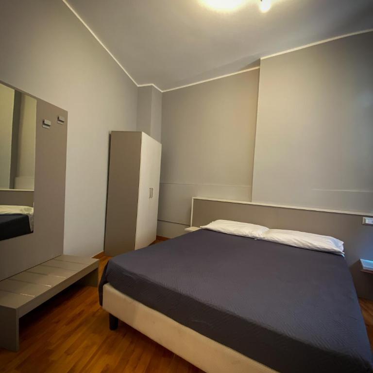 Hotel Arena - Budget Double or Twin Room - 24