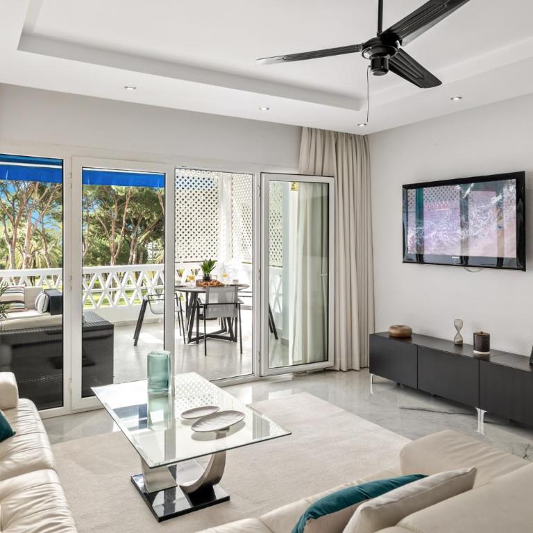 Pool view apartment in Casa Sevilla - Puerto Banús - Three-Bedroom Apartment - 9