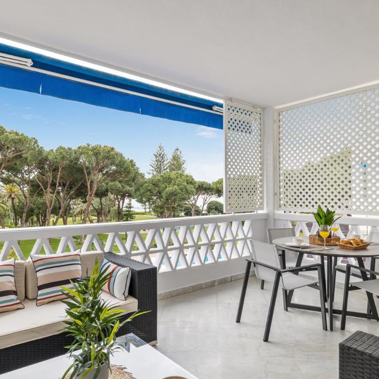 Pool view apartment in Casa Sevilla - Puerto Banús - Three-Bedroom Apartment - 6