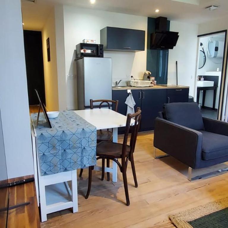 T2 Cosy proche Gare et Centre Ville - Parking Gratuit à proximité - Appartement 1 Chambre - 43