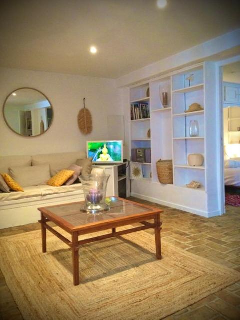 Petite maison mitoyenne au cœur de Saint tropez - Apartamento de 1 dormitorio - 7