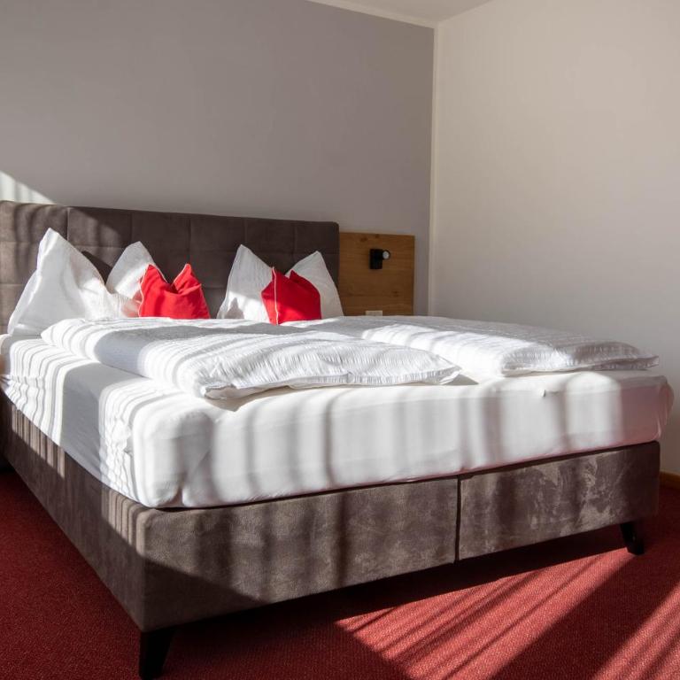 Hotel Tiroler Kreuz - Doppelzimmer mit Bergblick - 1