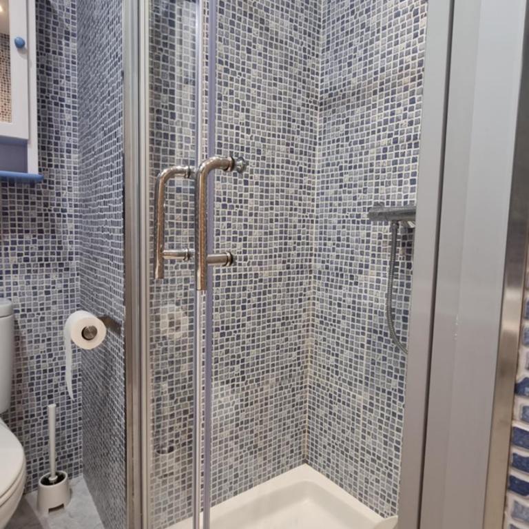 2 Bed Flat - Sleeps 6 - Pets - Pool - Parking - Apartamento - 10