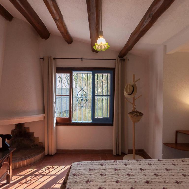 LETS HOLIDAYS Big House with Bbq and Dining Room Outside - Casa de 5 dormitorios - 37
