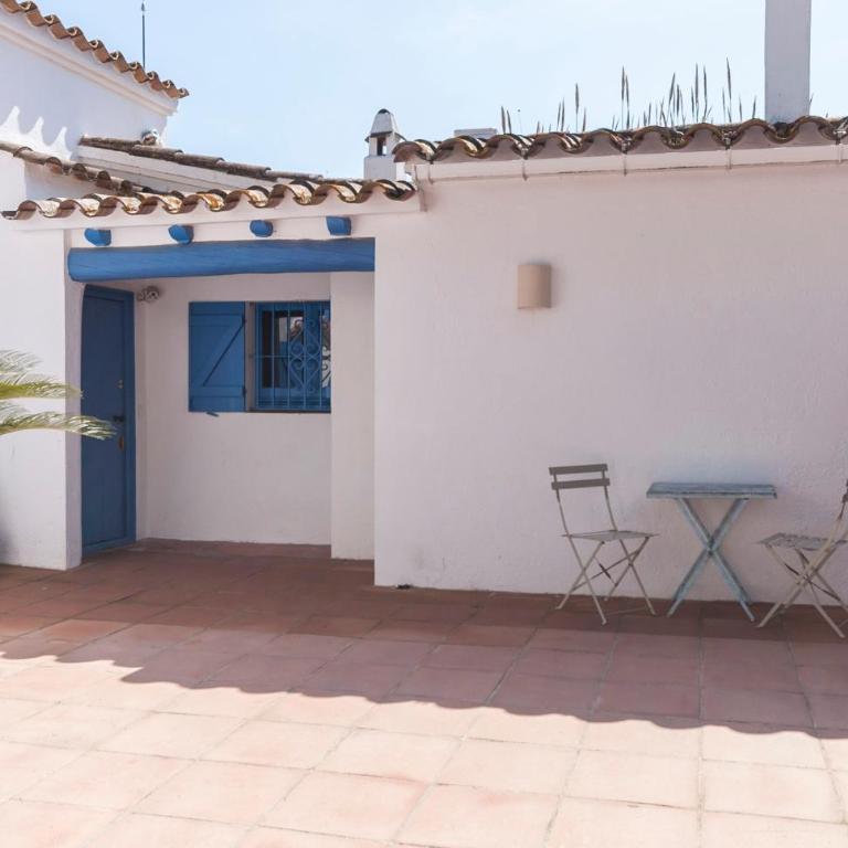 LETS HOLIDAYS Big House with Bbq and Dining Room Outside - Casa de 5 dormitorios - 16