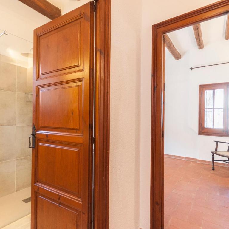 LETS HOLIDAYS Big House with Bbq and Dining Room Outside - Casa de 5 dormitorios - 47