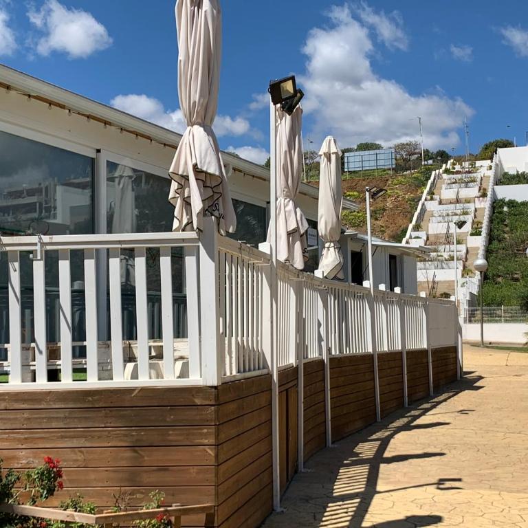 CASA CASU NEW STUNNING 3 BED RAISED GROUND FLOOR APARTMENT & HUGE BALCONY WITH SEA POOL & MOUNTAIN VIEW INDOOR & OUTDOOR SWIMMING POOLS & GYM WALKING DISTANCE TO BEACH PORT Estepona TRAVELLER AWARD 2023 - Three-Bedroom Apartment - 88