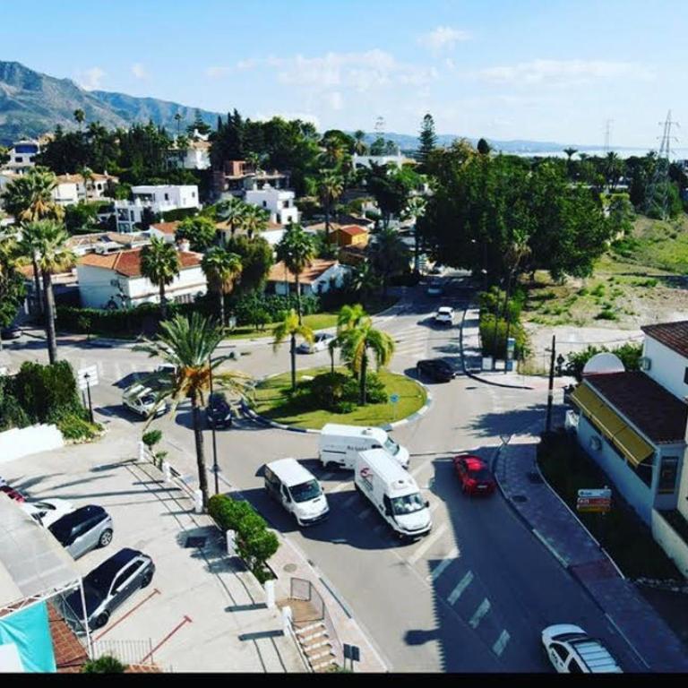 Apto nórdico con vistas al mar, a 5’ de P Banus - One-Bedroom Apartment - 5