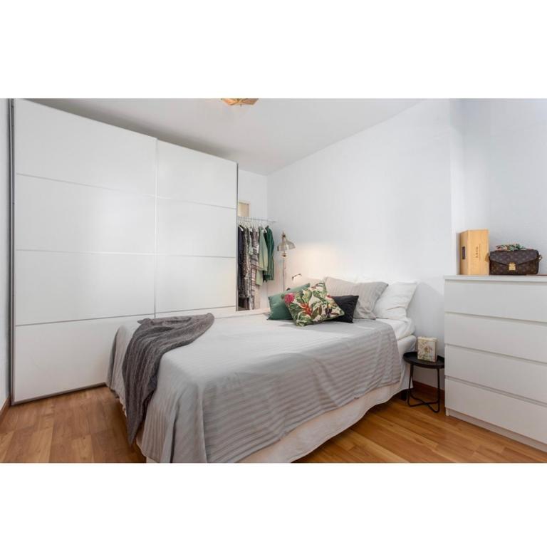 Apto nórdico con vistas al mar, a 5’ de P Banus - One-Bedroom Apartment - 8