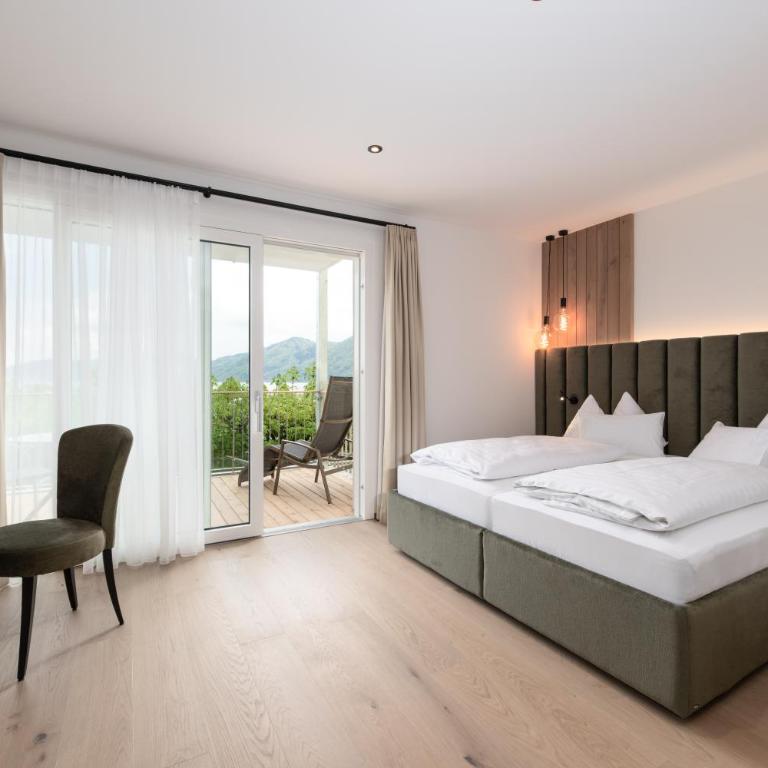 Hotel Stadler am Attersee - Neues Doppelzimmer mit Balkon und Seeblick - 1