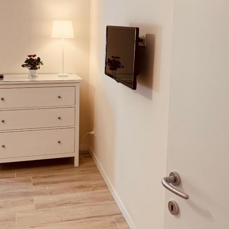 Elsa - Three-Bedroom Apartment - 27