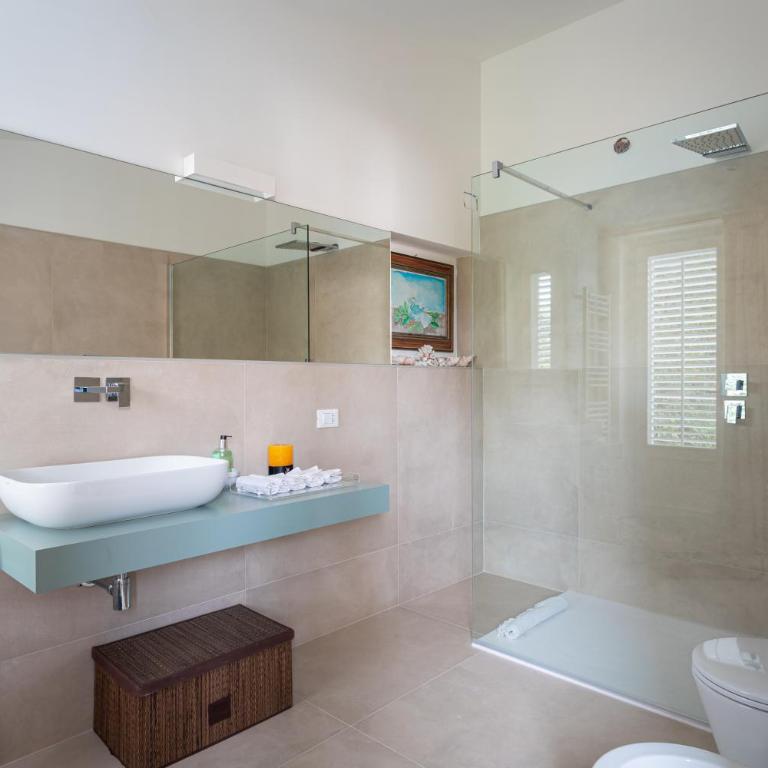 Domus Orestea Luxury Suites - Deluxe Junior Suite - 1