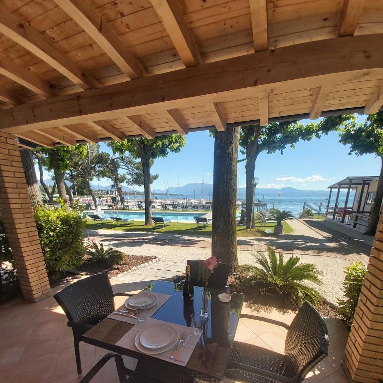 Villaggio Turistico dei Tigli - Apartment mit Seeblick - 3