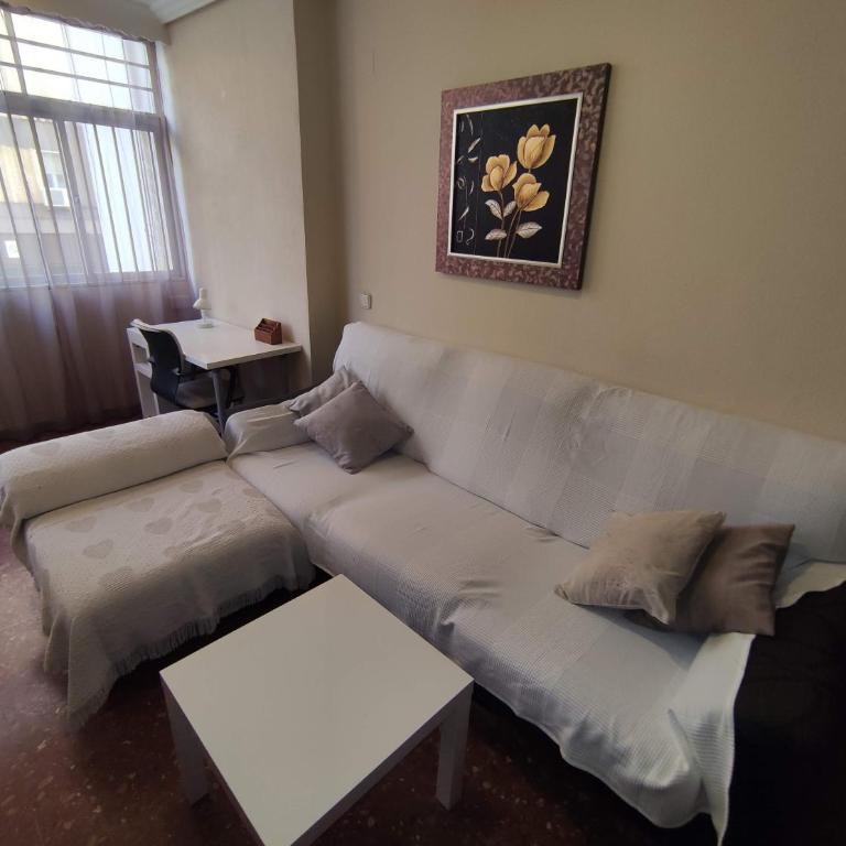 Amplio piso junto a Playa Victoria - Apartamento de 3 dormitorios - 26