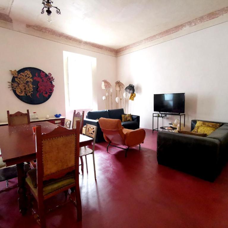 Casa Rossa - Appartamento con 2 Camere da Letto - 5