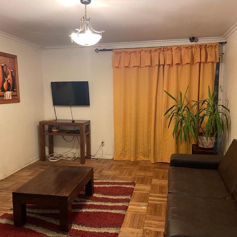 Manso de Velasco - Three-Bedroom House - 4