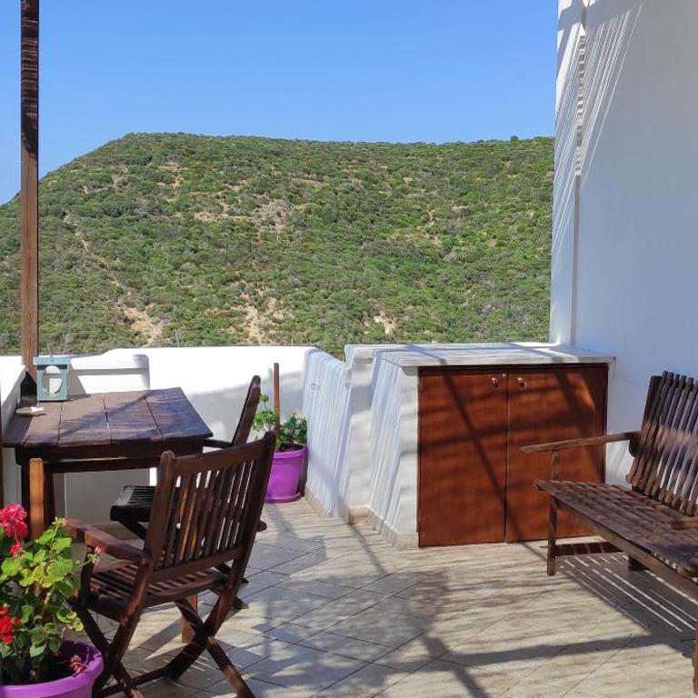 Il Cigno Affittacamere Bed & Breakfast - Camera Matrimoniale con Balcone e Vista Mare - 1
