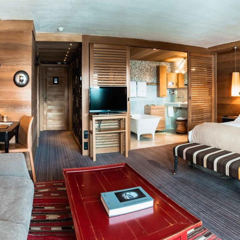 Hôtel LE BLIZZARD - Suite Junior – Vue sur Montagne - 1