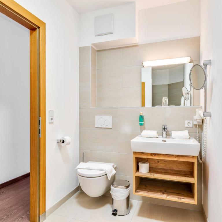 STANTON Lodge - Superior Apartment mit Dusche - 12