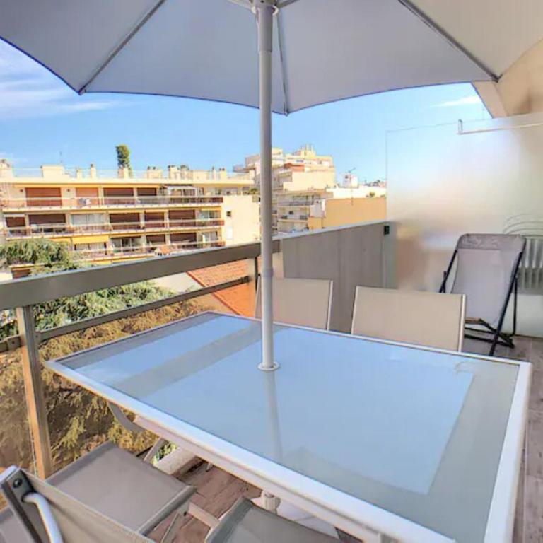 Juan Les Pins Centre - Studio Neuf Avec Terrasse - 3 Mins Des Plages - Jazz Apartment - Studio - 2
