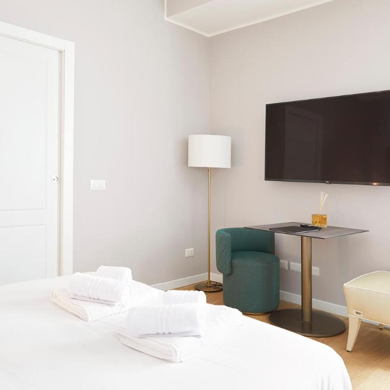 PRESTIGE BOUTIQUE APARTHOTEL -Piazza Duomo - Suite Estándar - 21