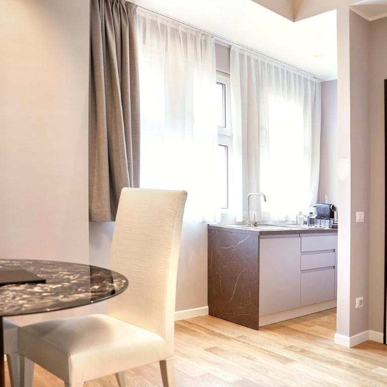 PRESTIGE BOUTIQUE APARTHOTEL -Piazza Duomo - Suite - 18