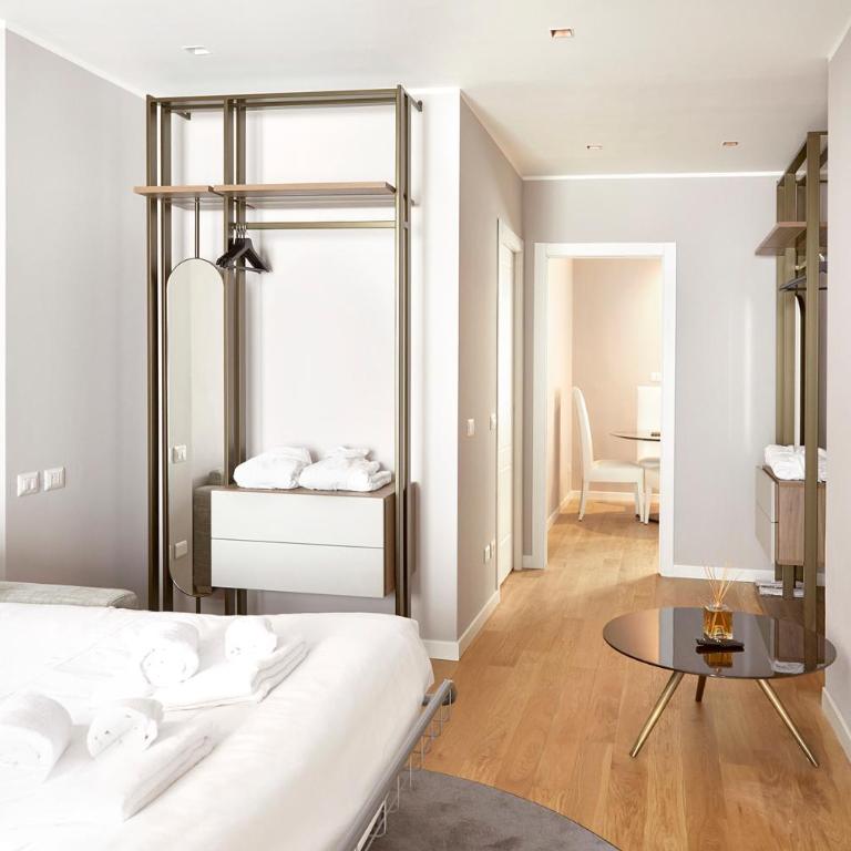 PRESTIGE BOUTIQUE APARTHOTEL -Piazza Duomo - Suite - 9