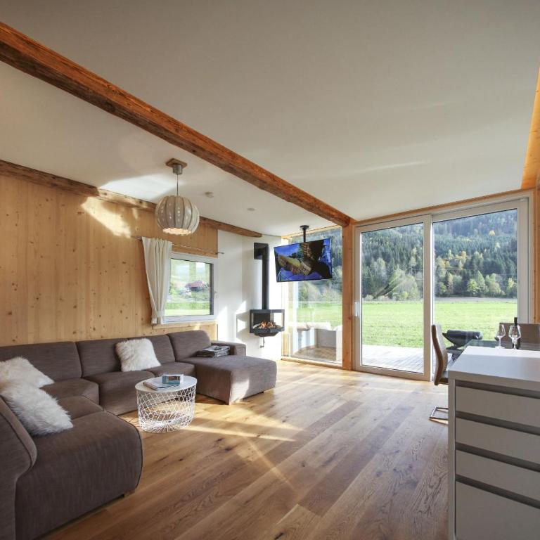 Feriendorf Murau by ALPS RESORTS - Premium Chalet 8 with sauna & swim spa - 1