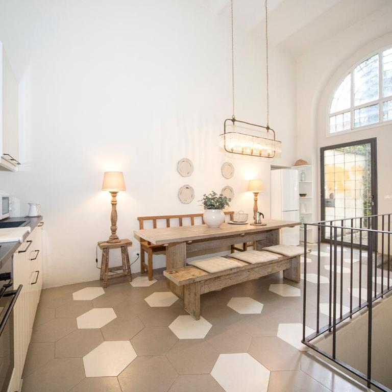 La Casa di Rouse - Two-Bedroom Apartment - 31