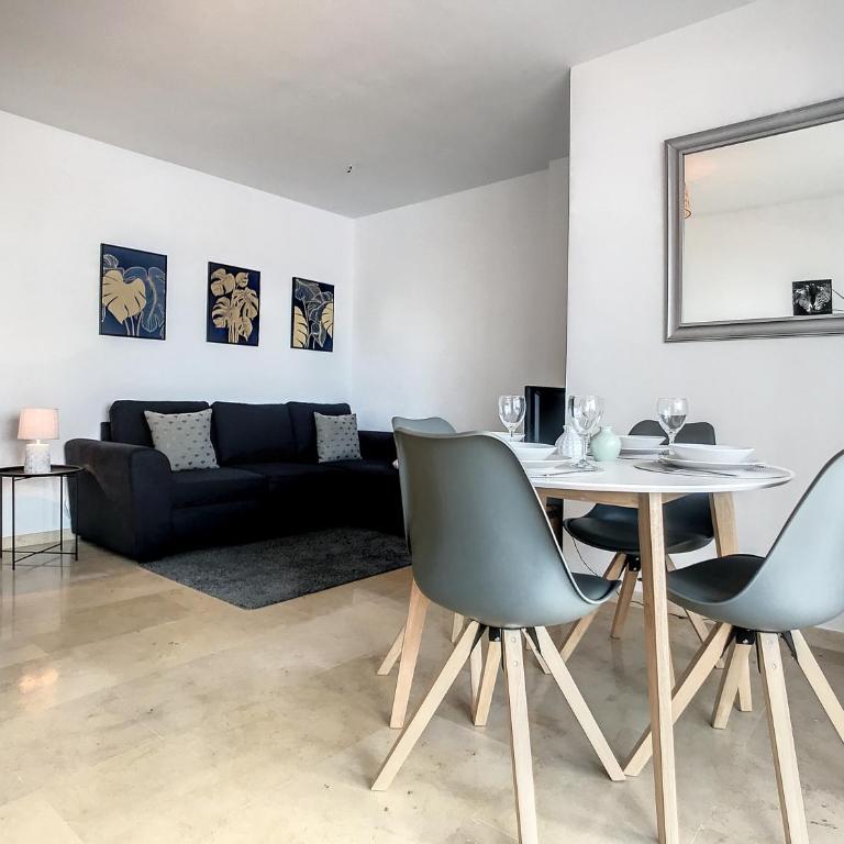 Duquesa Superb Seafront Apartment Marina Real - Apartamento de 1 dormitorio - 10