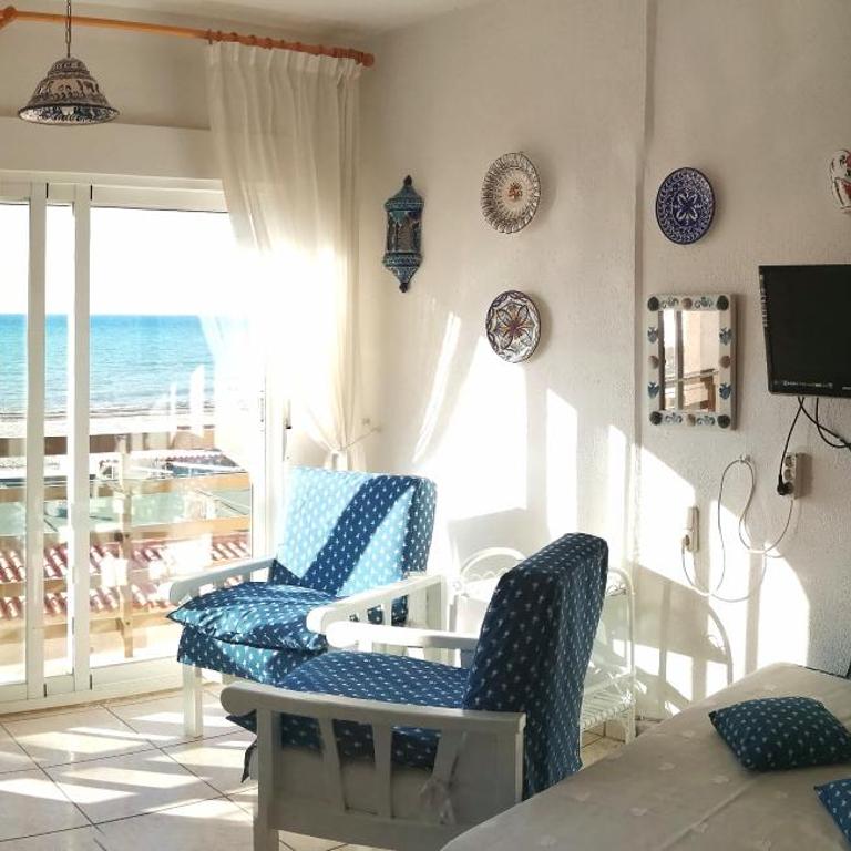 Estudio Frente Al Mar - Studio Apartment with Sea View - 4