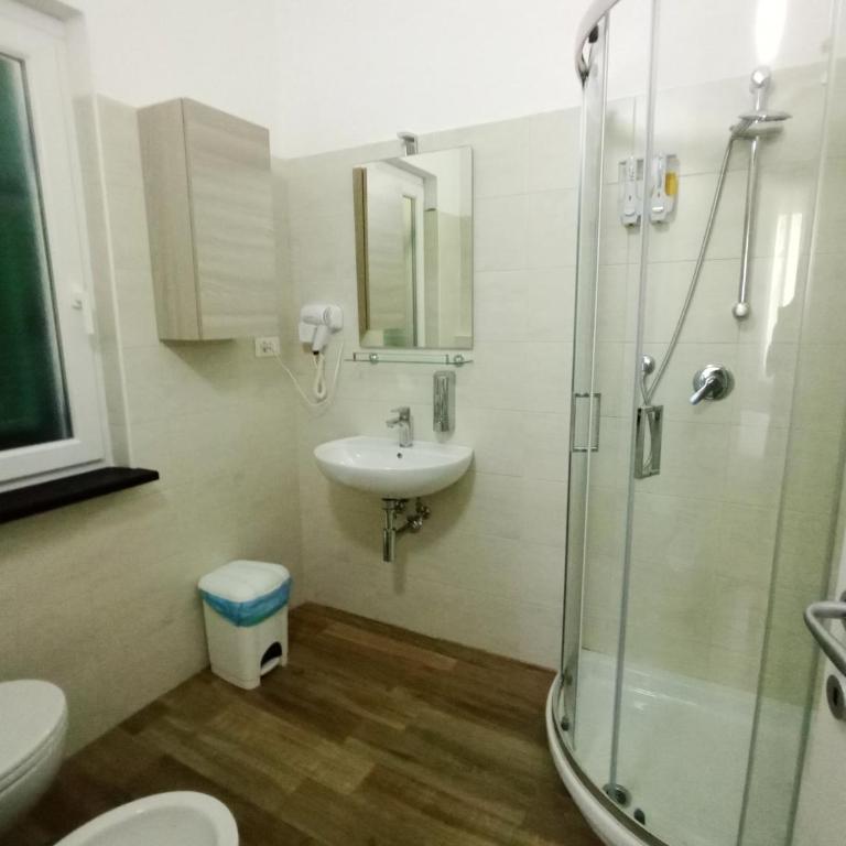 Agriturismo U muinettu - Camera Matrimoniale con Bagno Privato - 5