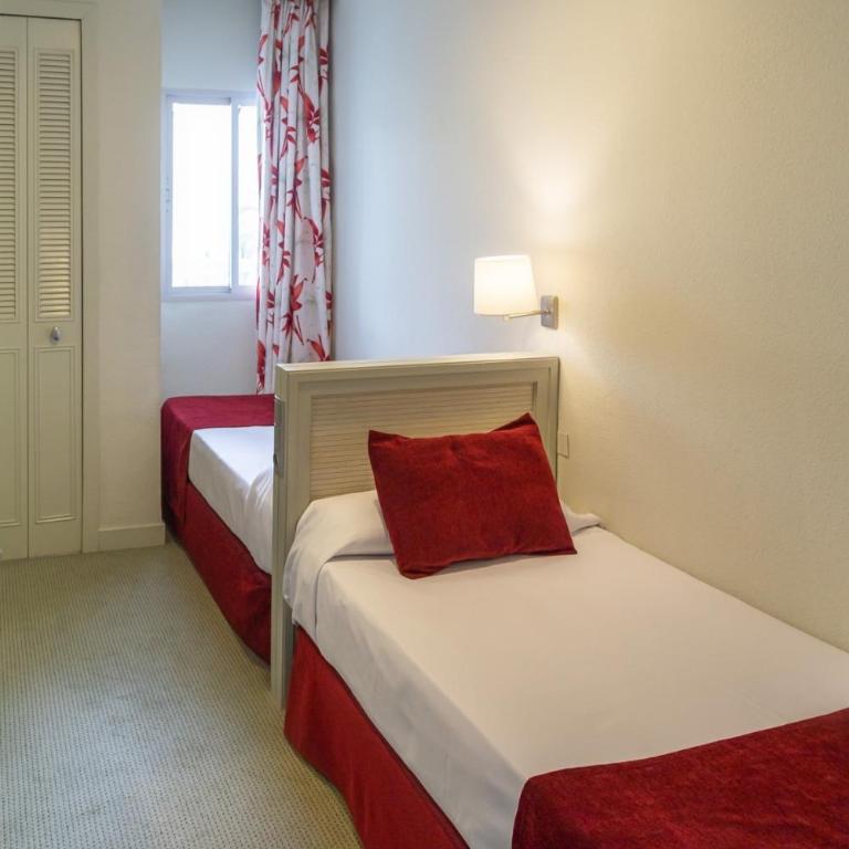 Ona Marinas de Nerja Spa Resort - Apartamento de 2 dormitorios con terraza (4 adultos) - 7