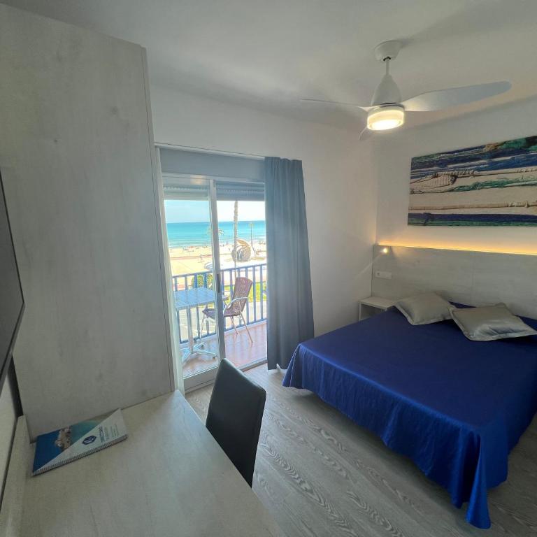 Hotel Rio Mar - Habitación Doble con balcón y vistas al mar - 13