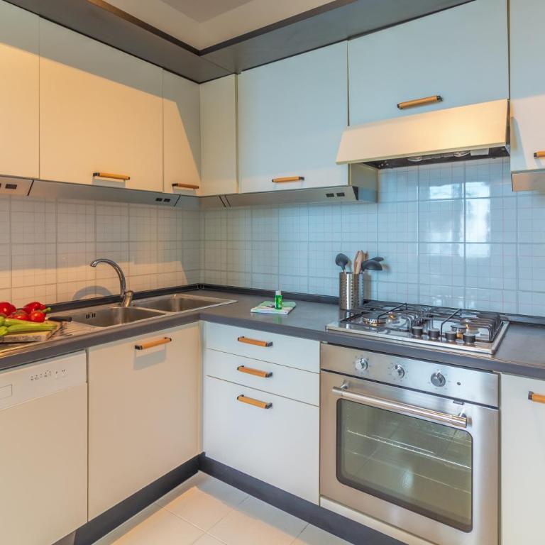 CASA FLAMINIA - Panorama, Relax e Parcheggio - Appartamento con 2 Camere da Letto - 16