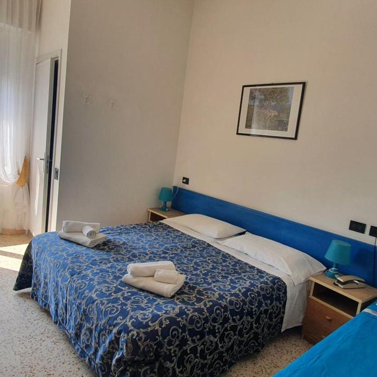 Arix Hotel - Camera Tripla - 5