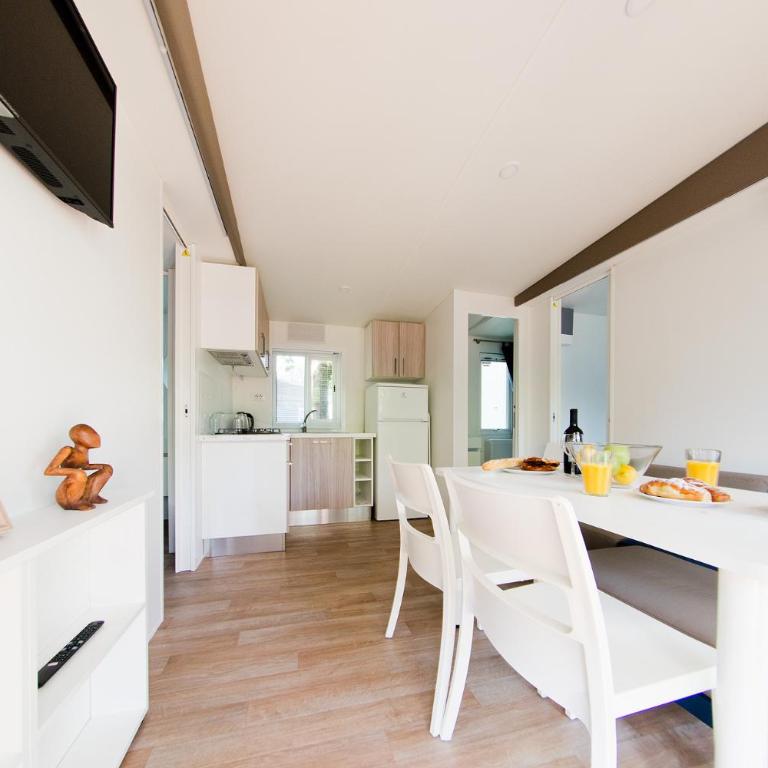 New Campsite in Cesenatico Camping Village - Standard Mobile Home - 11