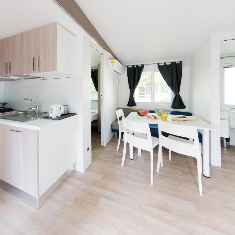 New Campsite in Cesenatico Camping Village - Superior Mobile Home - 2